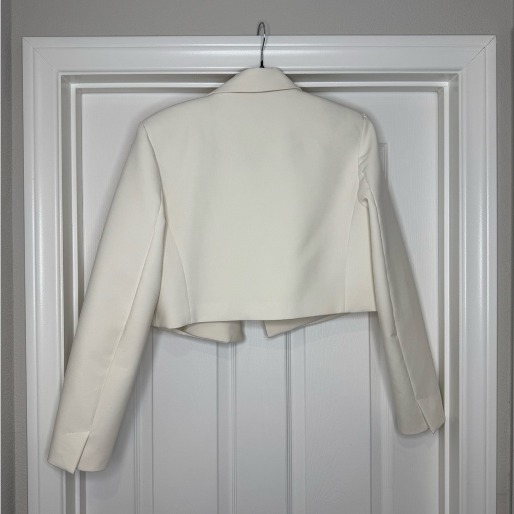 Zara Women's Elegant Cream Suit Jacket - Picture 3 of 3